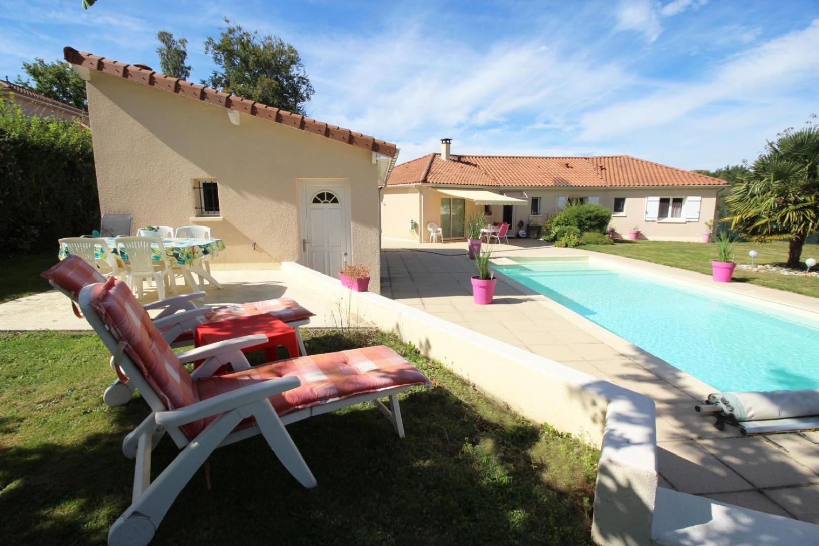 Bed and Breakfast Les Carpes A Limoges Exteriér fotografie