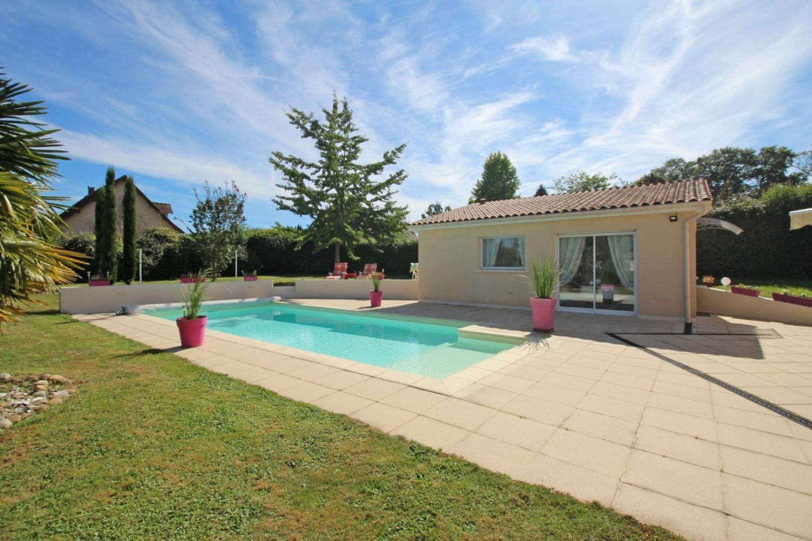 Bed and Breakfast Les Carpes A Limoges Exteriér fotografie